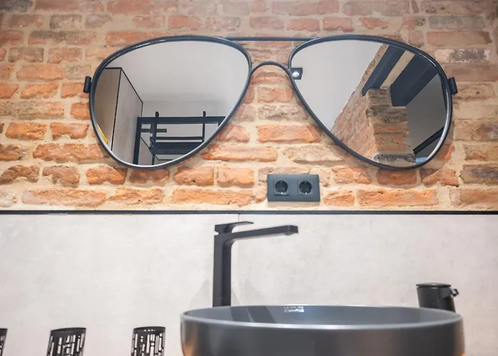 Skyler 9 * 瓦爾納